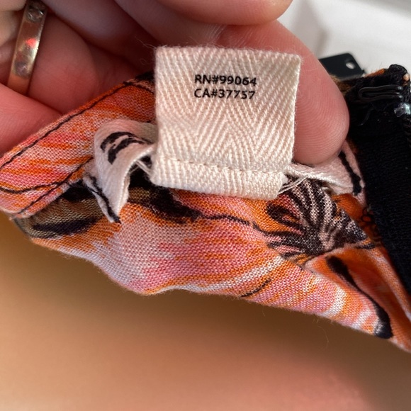 Billabong Knotted Heart Mini Dress Size Small - Picture 7 of 9